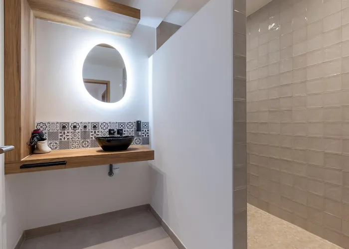 La Palmeraie - Strasbourg - Suite Elegante & Terrasse - Parking Gratuit Mittelhausbergen