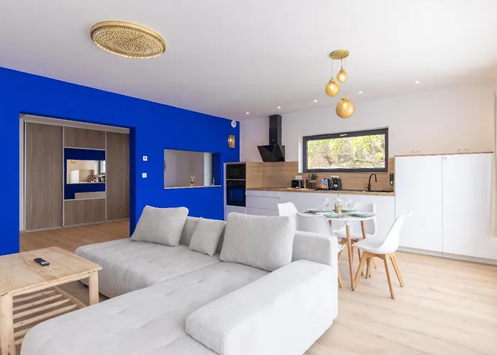 Διαμέρισμα La Palmeraie - Strasbourg - Suite Elegante & Terrasse - Parking Gratuit Mittelhausbergen